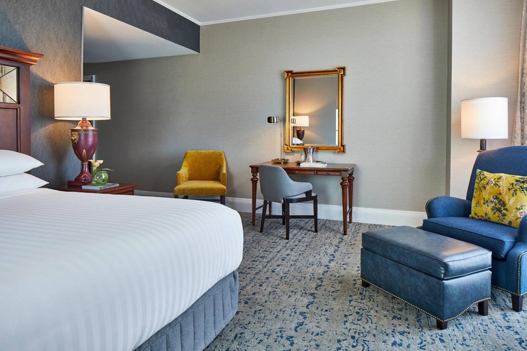 The Battle House Renaissance Mobile Hotel & Spa Экстерьер фото
