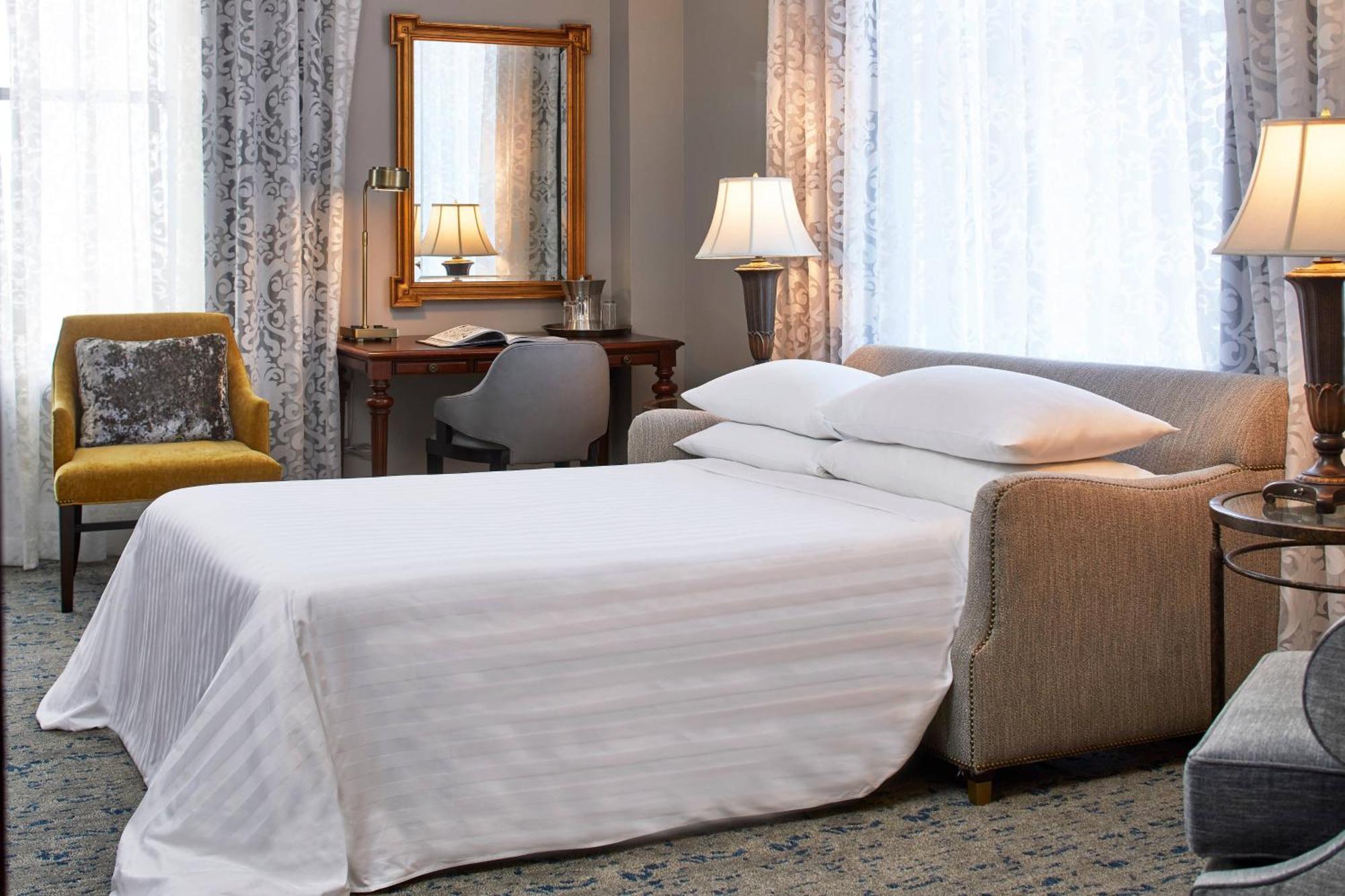 The Battle House Renaissance Mobile Hotel & Spa Экстерьер фото