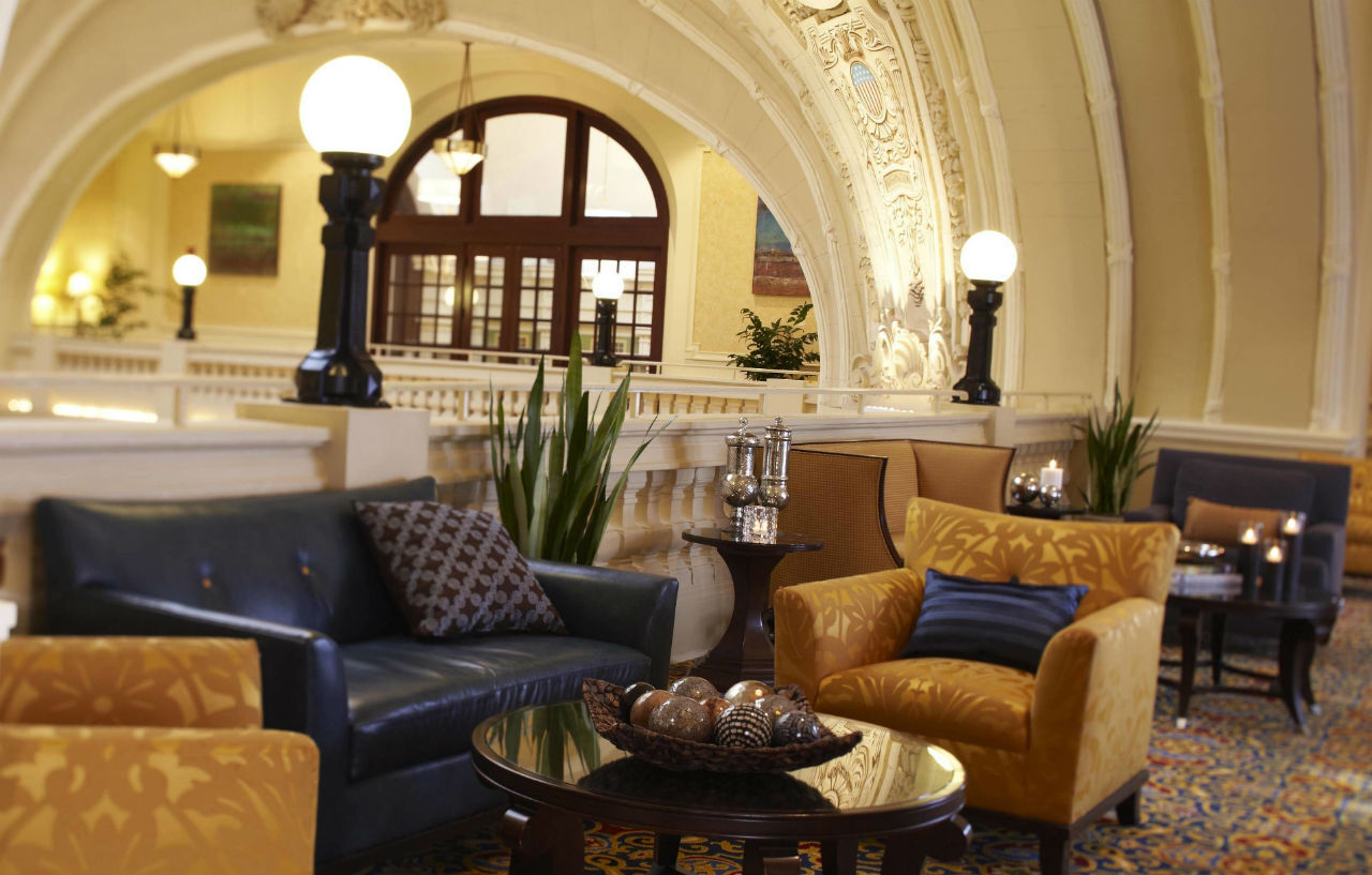 The Battle House Renaissance Mobile Hotel & Spa Экстерьер фото